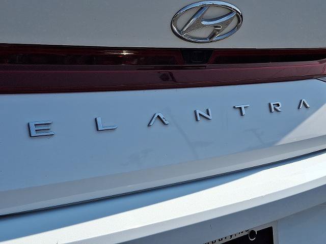 Used 2023 Hyundai Elantra SEL w/ Convenience Package FWD image 29