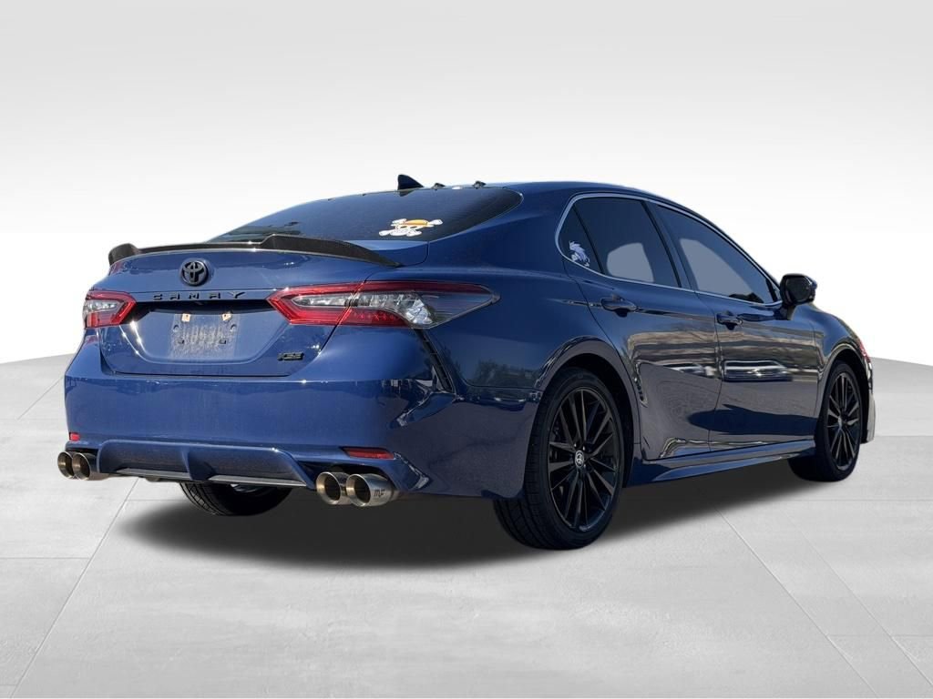 Used 2023 Toyota Camry XSE FWD image 6