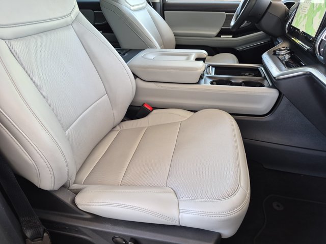Certified 2025 Ford Expedition Platinum AWD/4WD image 37