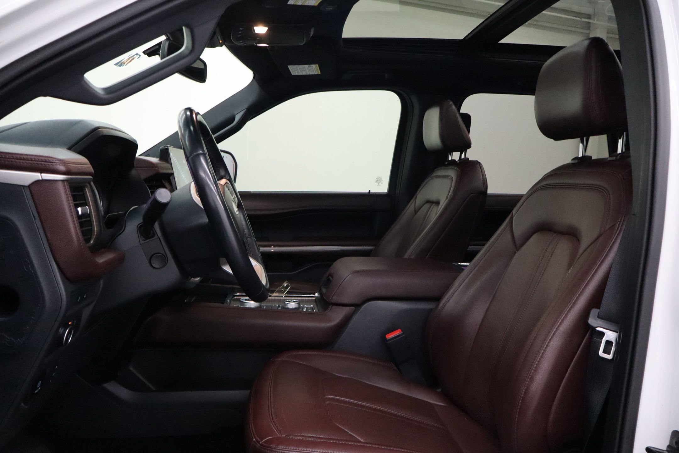 Certified 2022 Ford Expedition Limited image 12