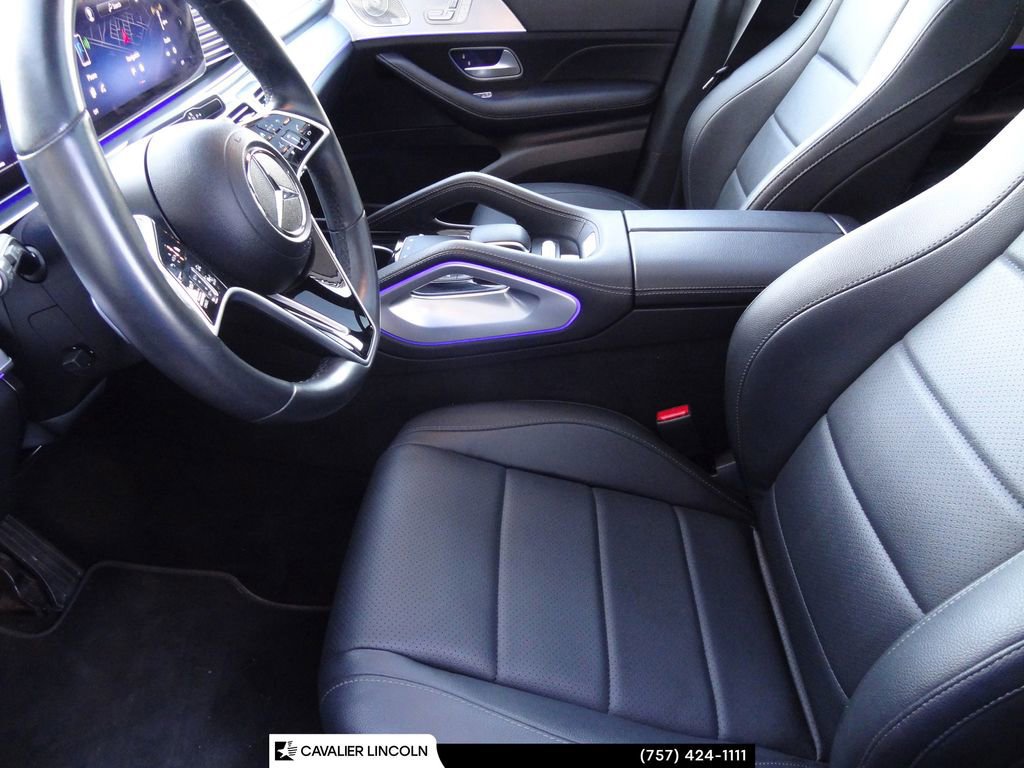 Used 2024 Mercedes-Benz GLS 450 4MATIC image 6