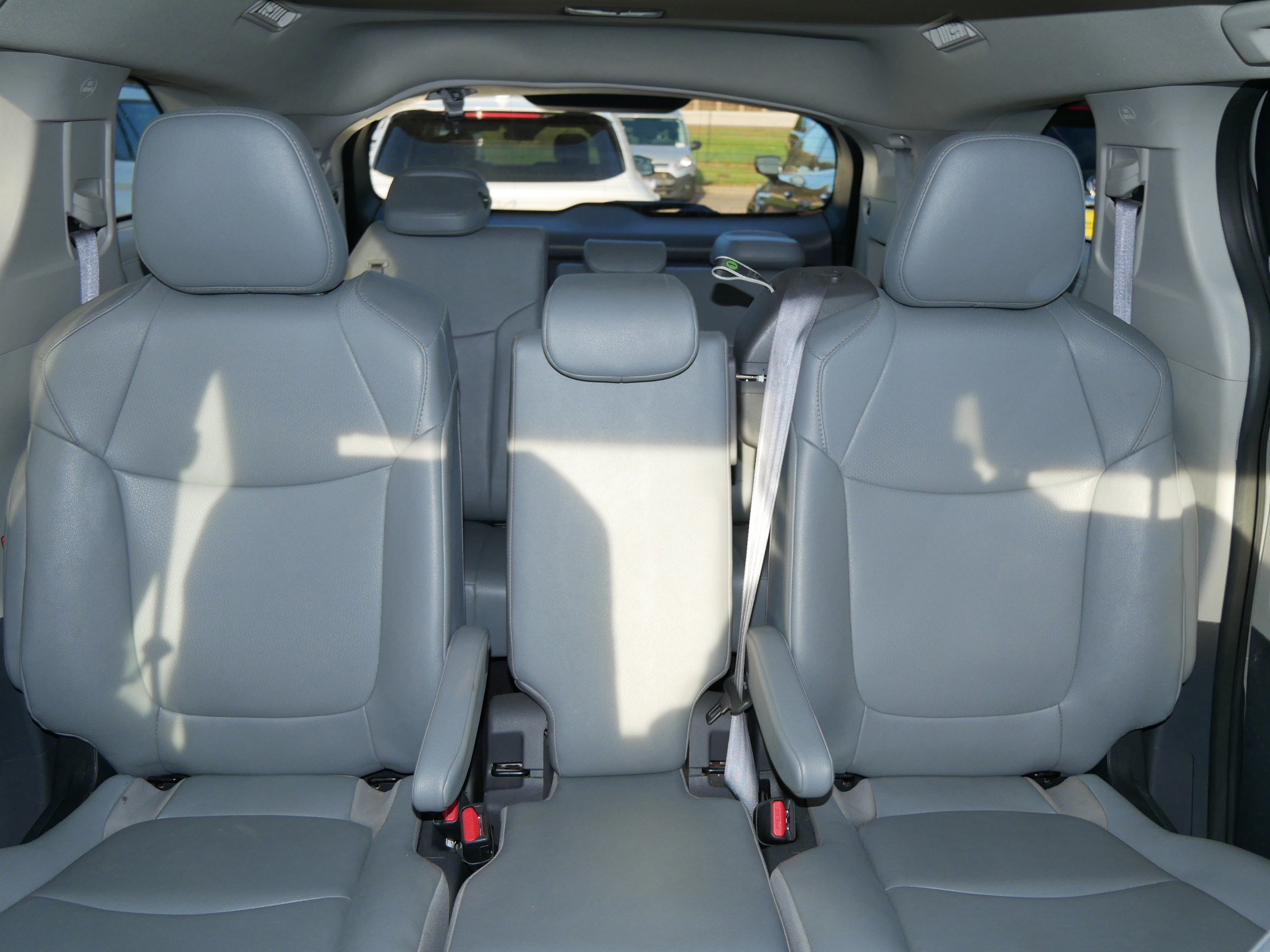 Used 2024 Toyota Sienna XLE image 13