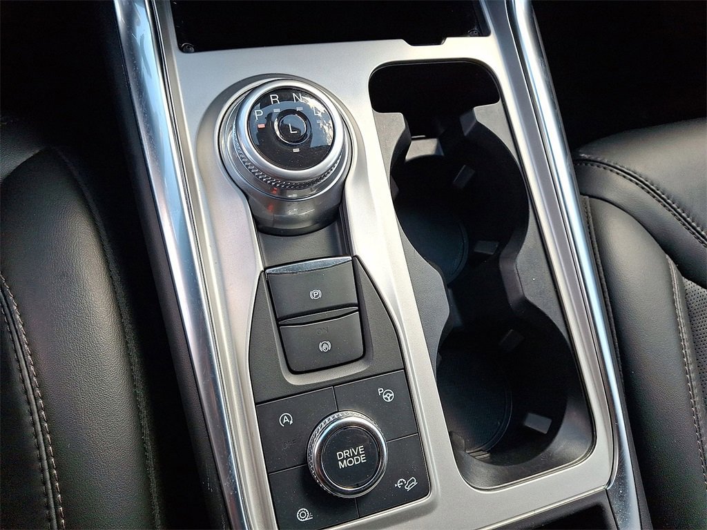 Certified 2023 Ford Explorer Platinum w/ Premium Technology Package image 15