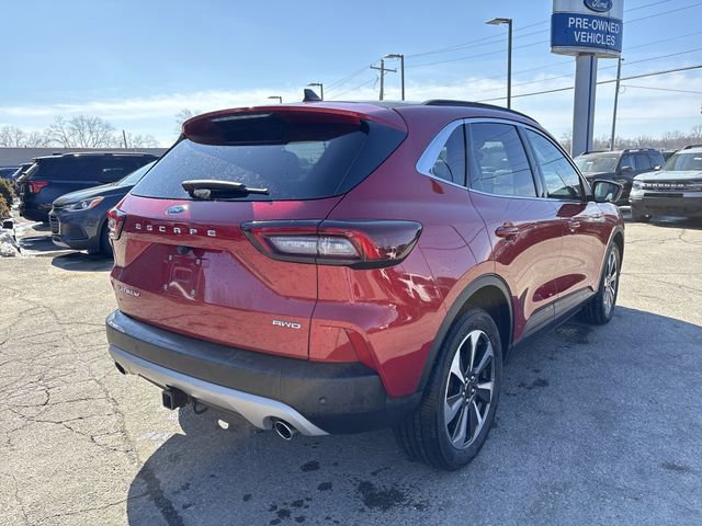 Certified 2023 Ford Escape Platinum w/ Class II Trailer Tow Package image 5