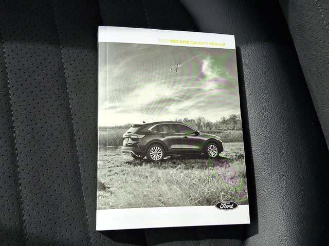 Certified 2022 Ford Escape SEL w/ SEL Stealth AWD Package image 27