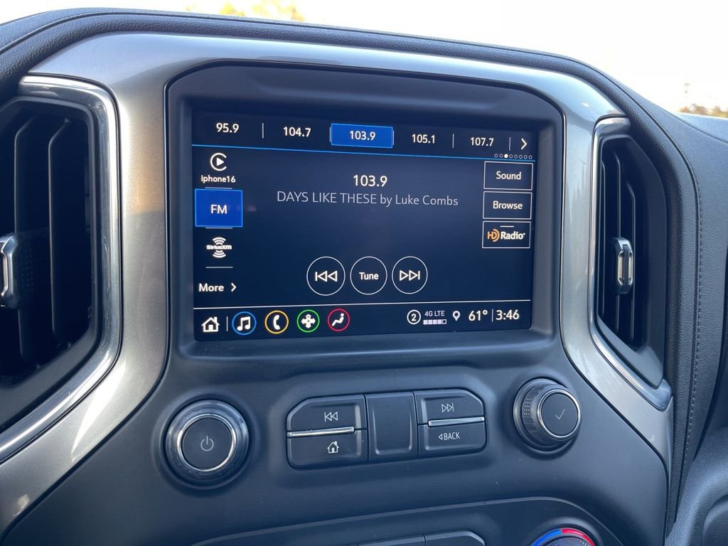 Used 2021 Chevrolet Silverado 1500 LT Trail Boss w/ Convenience Package II image 10