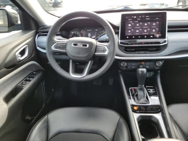 Used 2022 Jeep Compass Latitude image 16