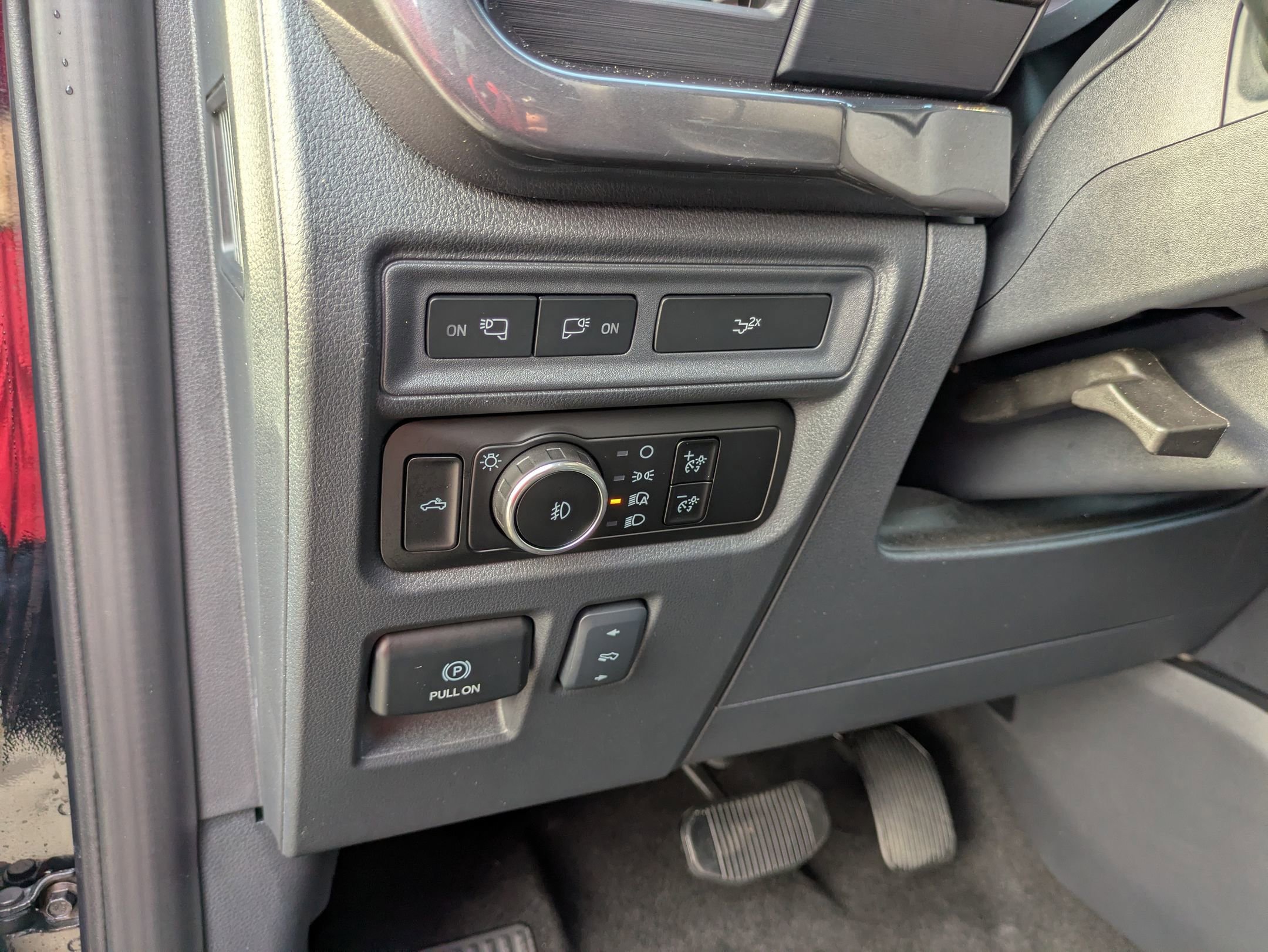 Certified 2023 Ford F150 XLT w/ Equipment Group 302A High image 18