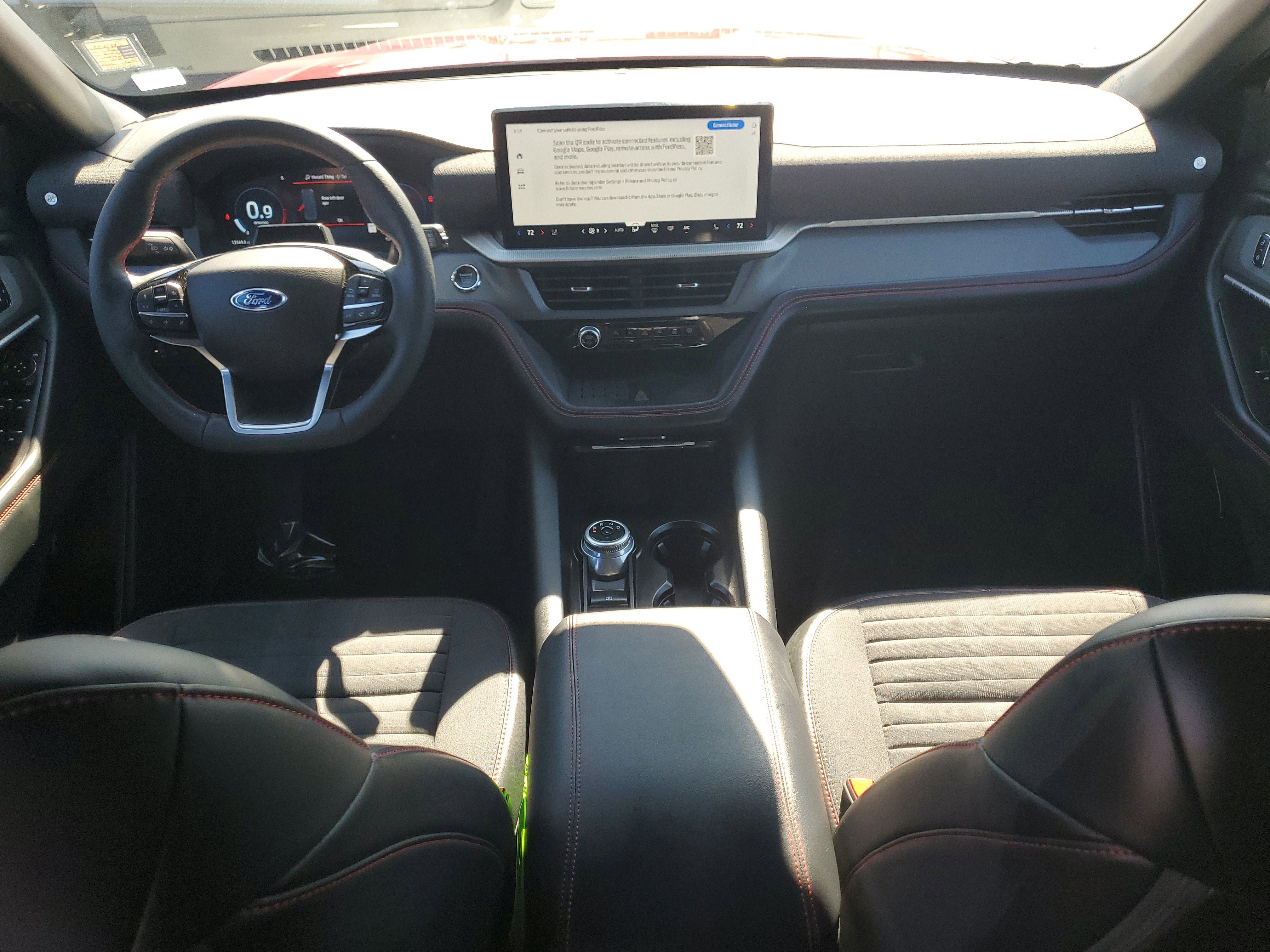 Certified 2025 Ford Explorer ST-Line w/ Premium Package image 16