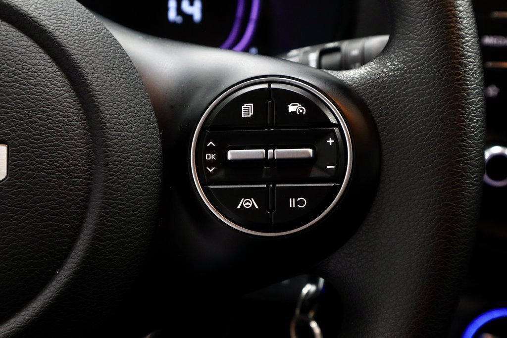 Used 2025 Kia Soul LX w/ LX Technology Package image 29