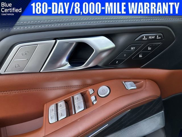 Used 2020 BMW X7 M50i w/ Dynamic Handling Package image 22