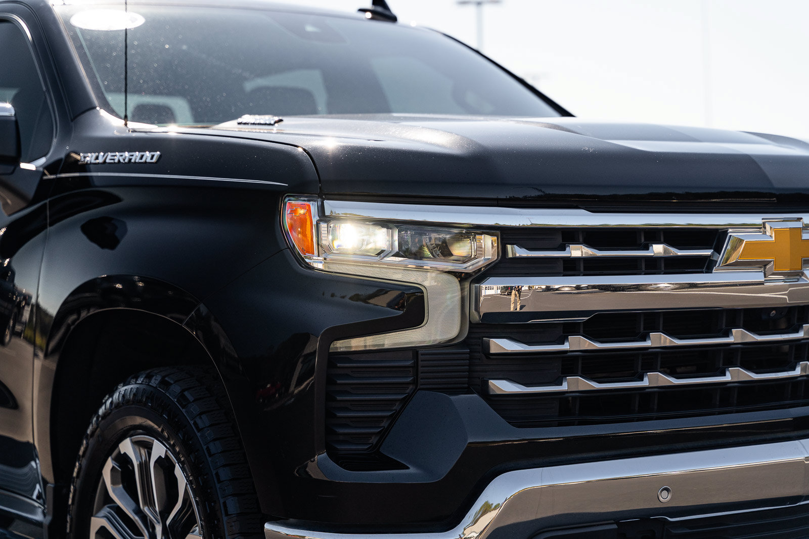 Used 2022 Chevrolet Silverado 1500 LTZ w/ Max Trailering Package RWD image 10