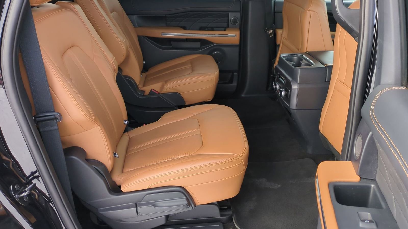 Certified 2022 Ford Expedition Max Platinum image 22