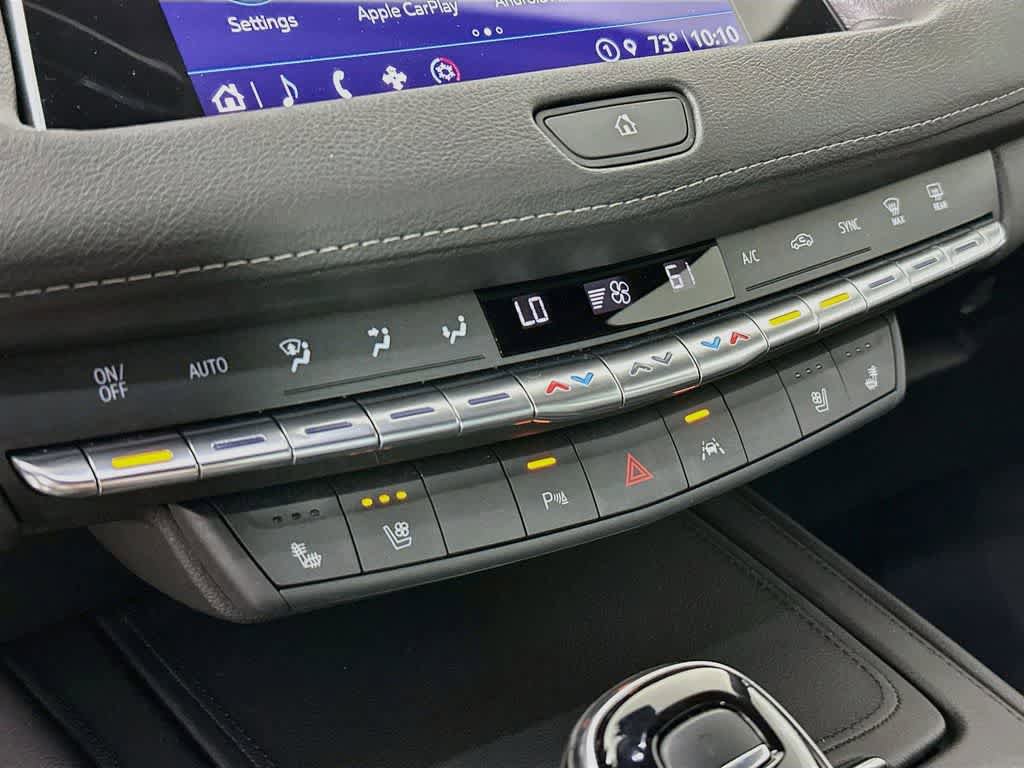 Used 2023 Cadillac XT4 Premium Luxury w/ Technology Package FWD image 18