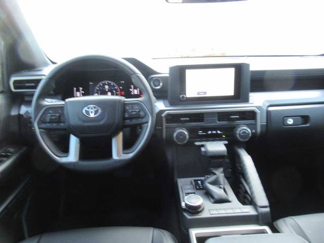 Used 2026 Toyota 4Runner SR5 AWD/4WD image 17