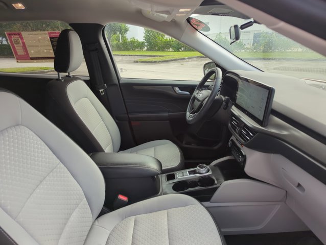 Certified 2023 Ford Escape Active w/ Tech Pack #2 FWD image 24