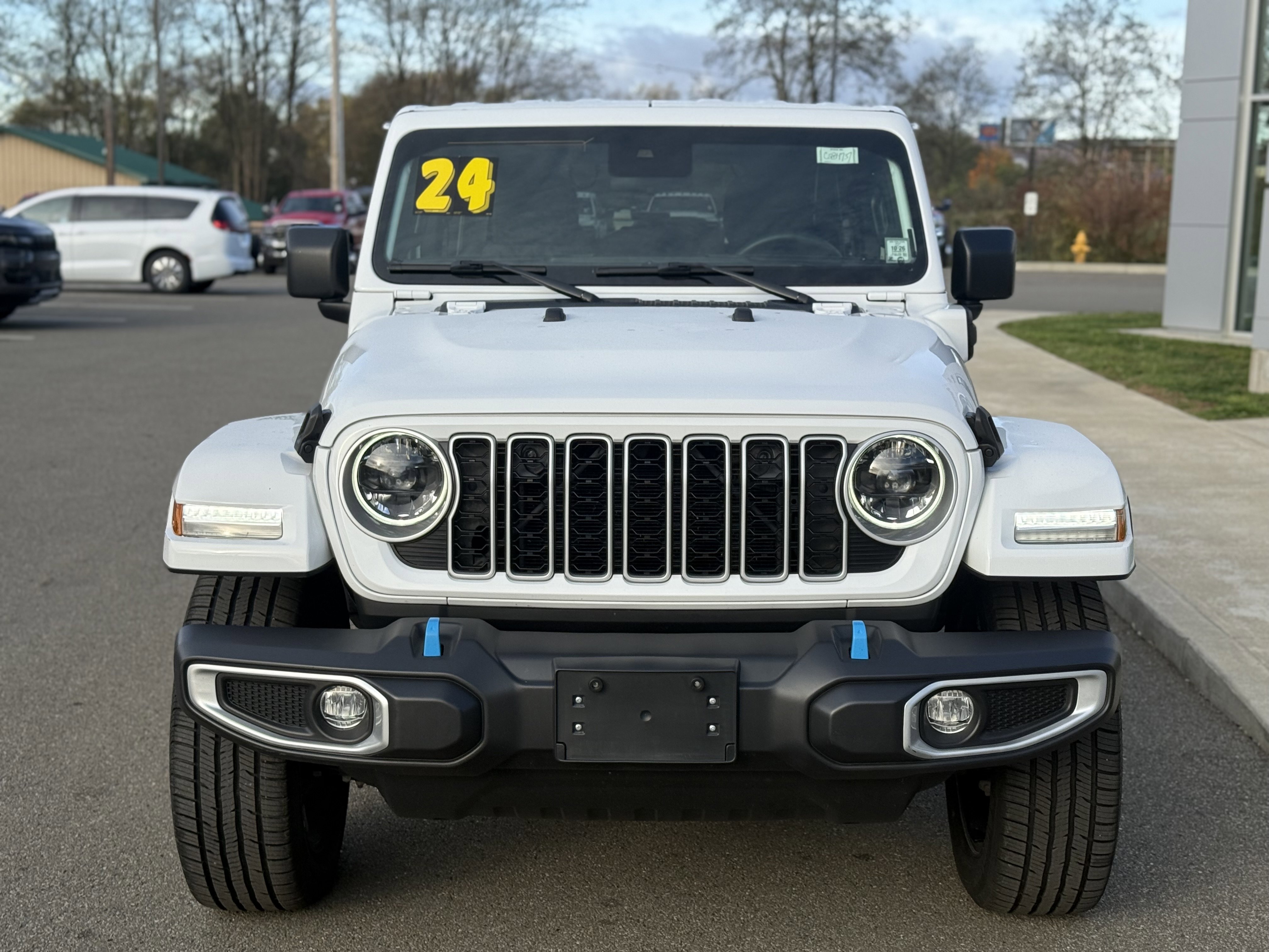 Used 2024 Jeep Wrangler Sahara 4xe image 6