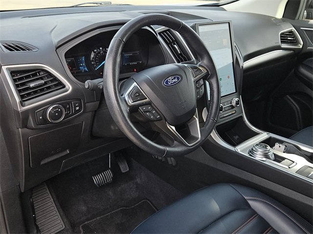 Certified 2024 Ford Edge SEL w/ Sport Appearance Package image 26