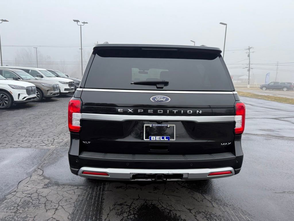 Certified 2024 Ford Expedition Max XLT image 4