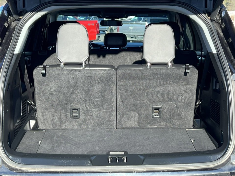 Certified 2023 Ford Explorer Limited w/ Limited Technology Package image 39