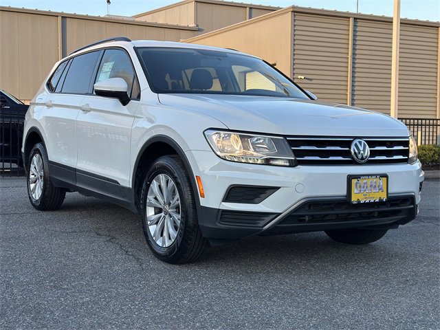 Used 2020 Volkswagen Tiguan S w/ 3rd Row Seat Package image 8