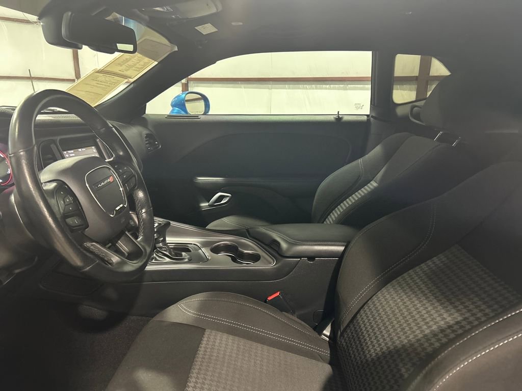 Used 2023 Dodge Challenger SXT w/ Blacktop Package image 14