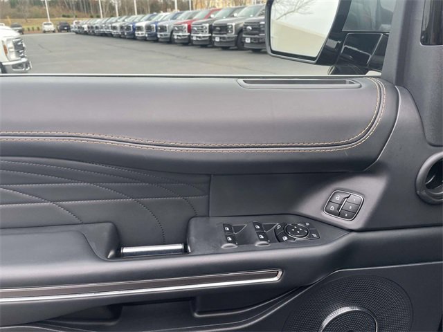 Certified 2023 Ford Expedition Max Platinum image 13