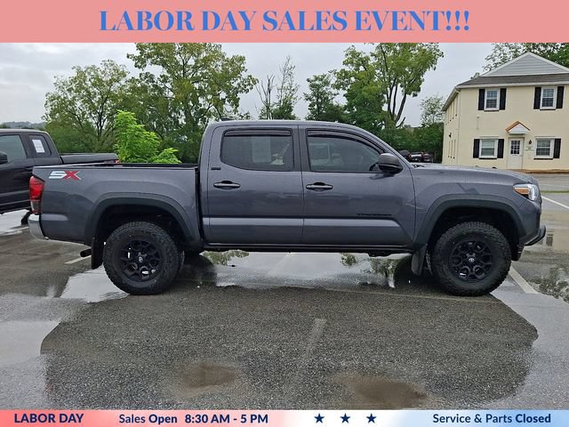 Used 2023 Toyota Tacoma SR5 w/ SX Package AWD/4WD image 12