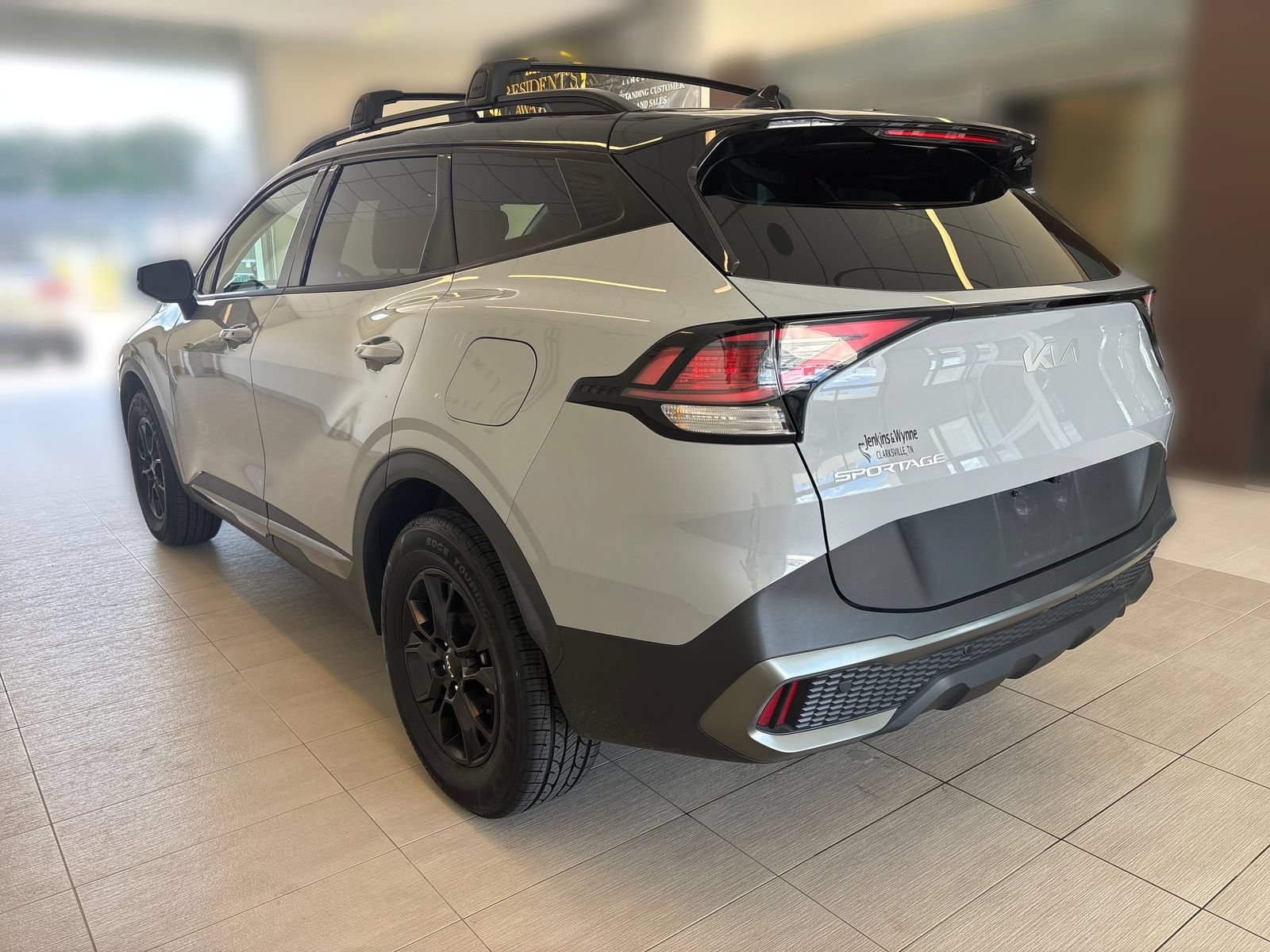 Used 2023 Kia Sportage X-Pro AWD/4WD image 2