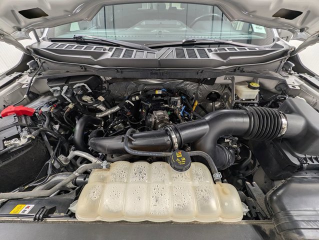 Certified 2022 Ford F150 XLT w/ Equipment Group 302A High image 36