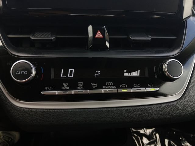 Used 2025 Toyota Corolla LE FWD image 5