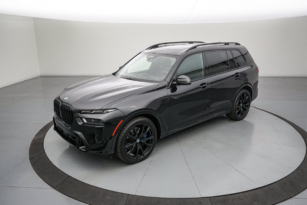 Used 2024 BMW X7 xDrive40i w/ M Sport Package AWD/4WD image 8
