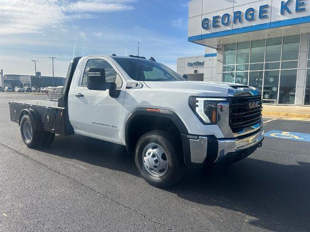 Used 2024 GMC Sierra 3500 Pro w/ Convenience Package AWD/4WD image 2