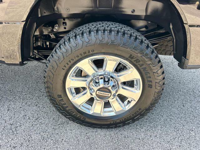 Certified 2022 Ford F350 Platinum w/ FX4 Off-Road Package AWD/4WD image 14