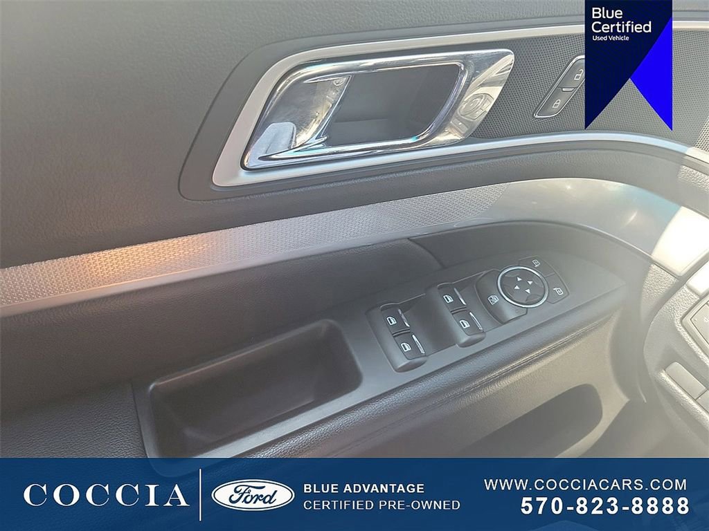 Certified 2016 Ford Explorer XLT w/ Equipment Group 202A image 31