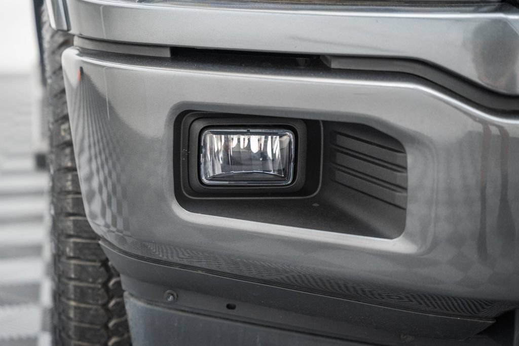 Certified 2019 Ford F150 Lariat w/ Equipment Group 502A Luxury AWD/4WD image 15