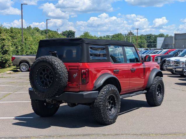 Certified 2023 Ford Bronco 4-Door AWD/4WD image 3