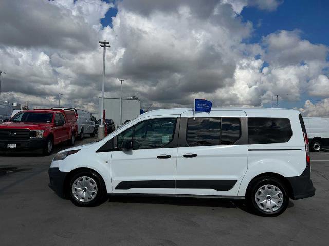 Certified 2017 Ford Transit Connect XL image 3