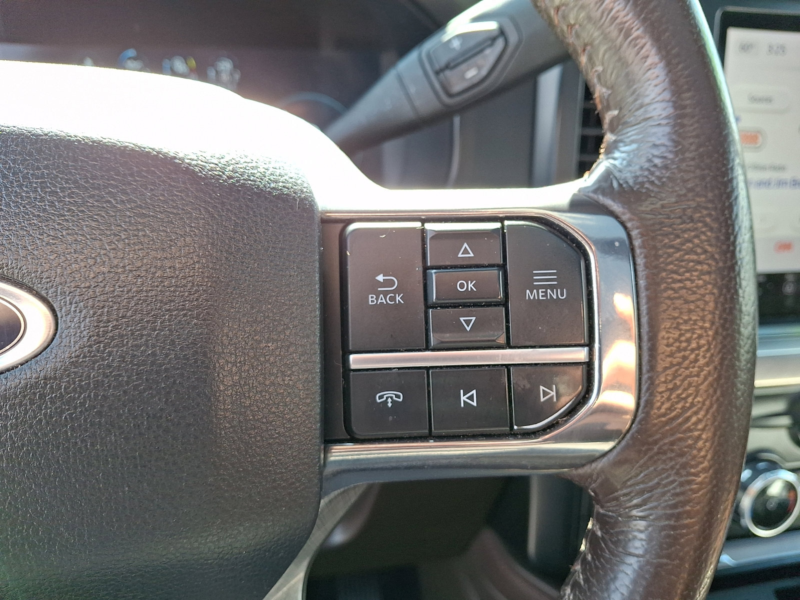 Certified 2024 Ford F350 King Ranch w/ Chrome Package AWD/4WD image 23