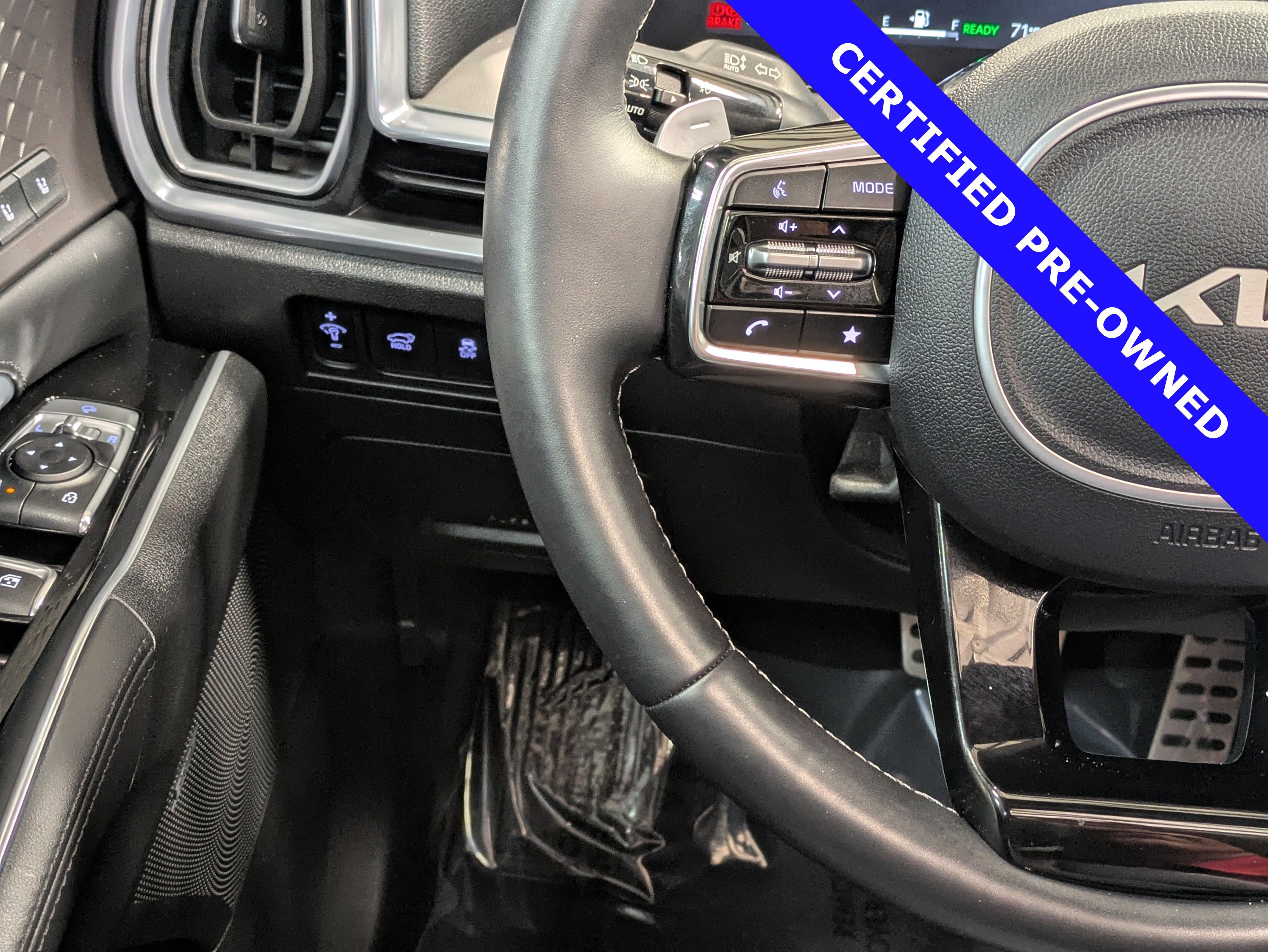 Used 2025 Kia Sorento SX Prestige image 24