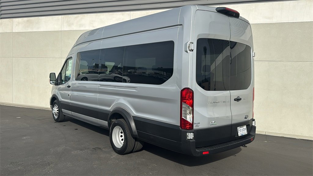 Certified 2022 Ford Transit 350 XLT image 4