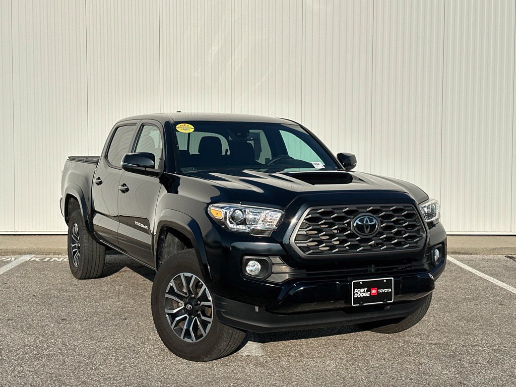 Used 2020 Toyota Tacoma TRD Sport w/ Technology Package AWD/4WD image 10