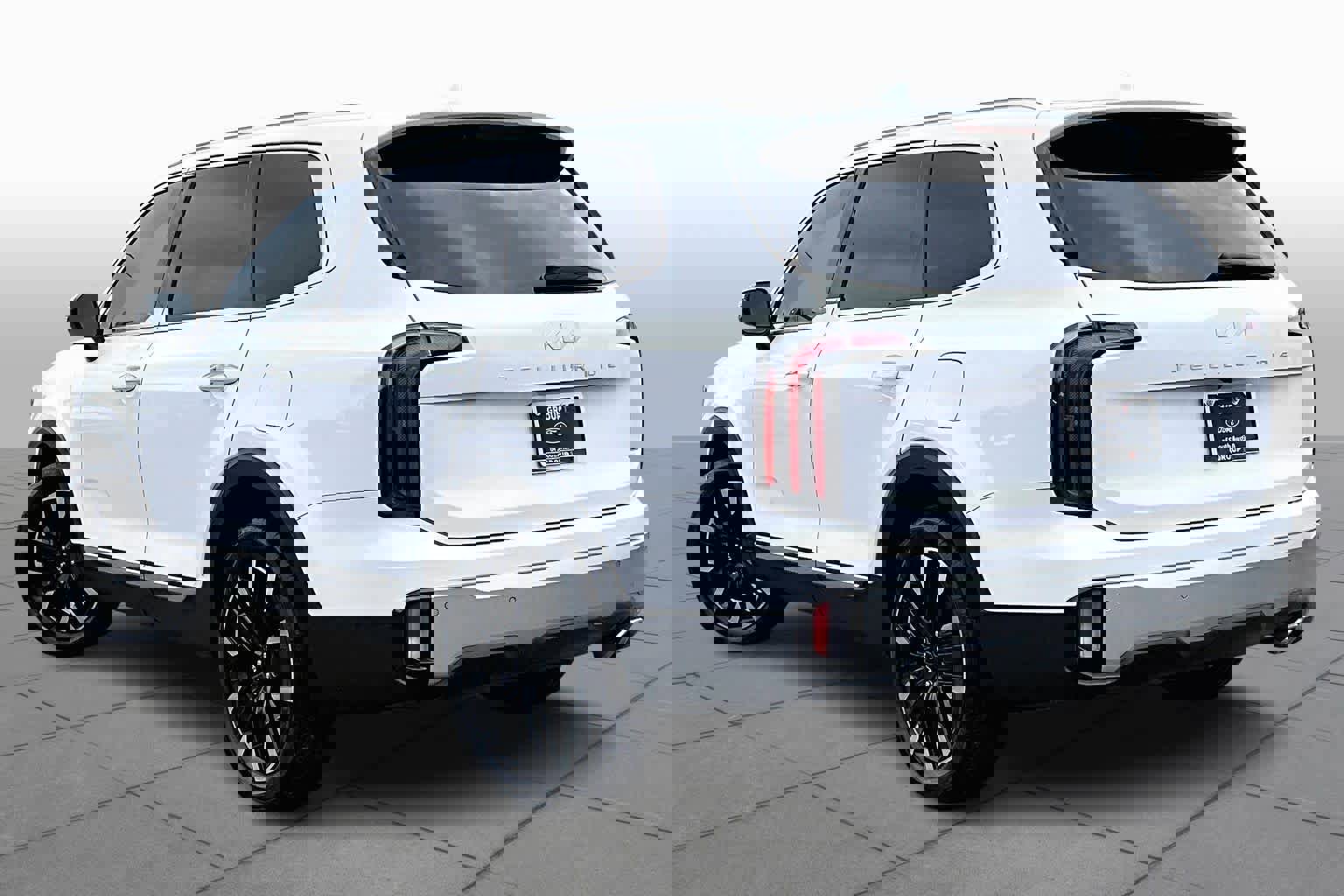 Used 2023 Kia Telluride SX Prestige image 12