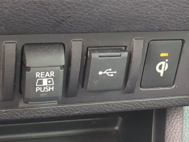 Used 2021 Toyota Tacoma TRD Off-Road image 22