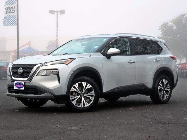 Used 2023 Nissan Rogue SV w/ SV Premium B Package image 17