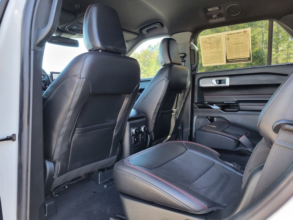 Certified 2023 Ford Explorer ST-Line w/ Class IV Trailer Tow Package image 14
