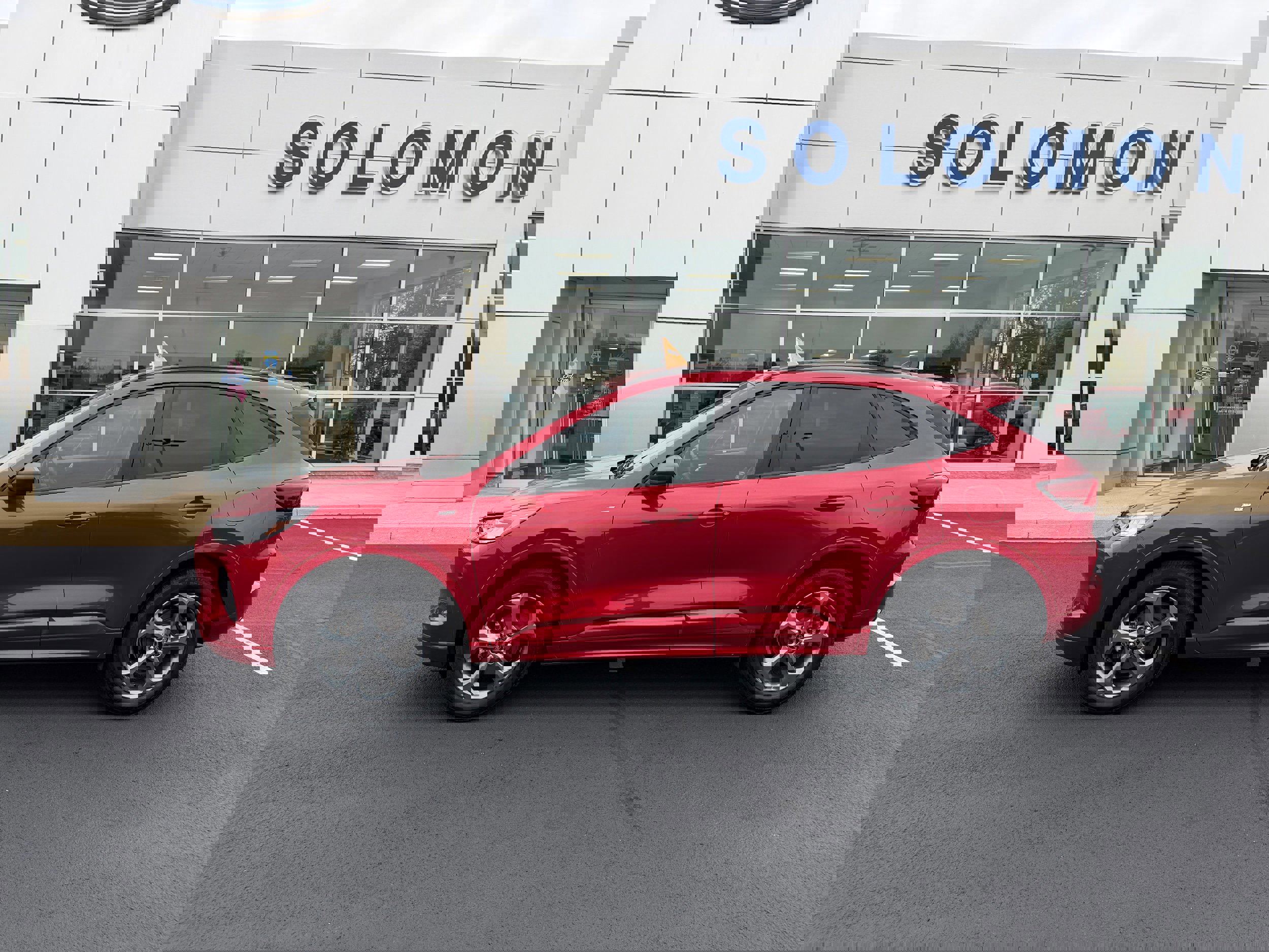 Certified 2023 Ford Escape ST-Line w/ Tech Pack #1 image 6