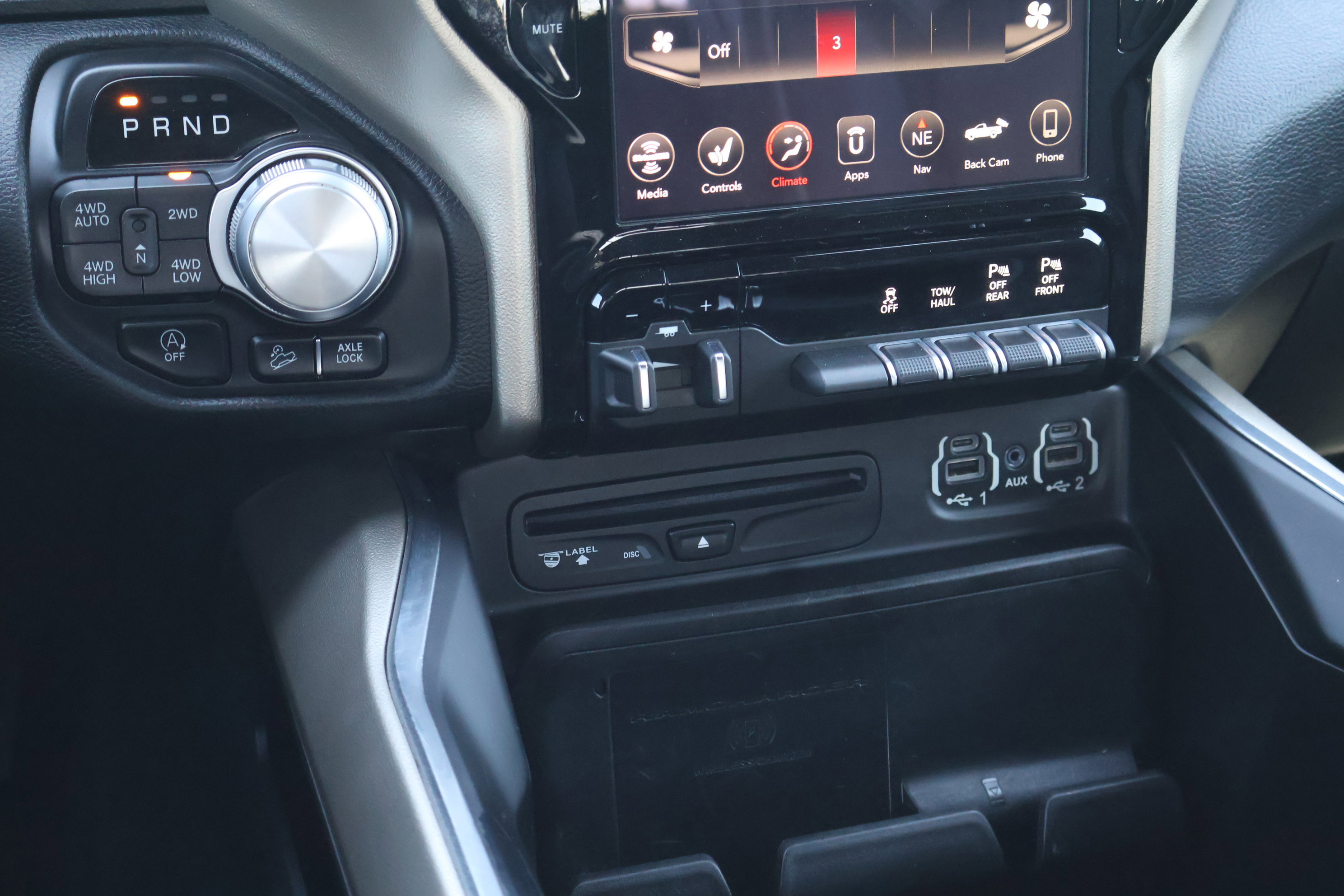 Used 2019 RAM 1500 Laramie image 23