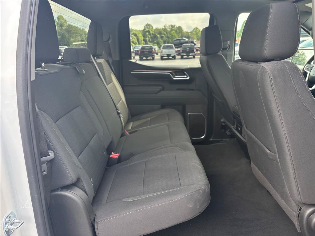 Used 2025 Chevrolet Silverado 1500 RST AWD/4WD image 15