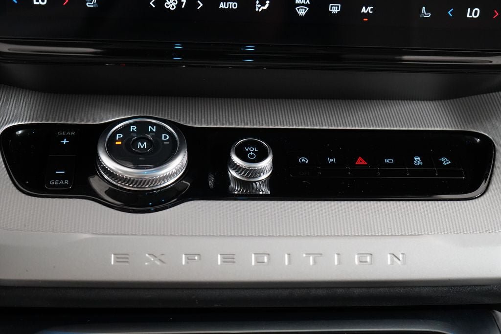 Certified 2025 Ford Expedition Max Active AWD/4WD image 32
